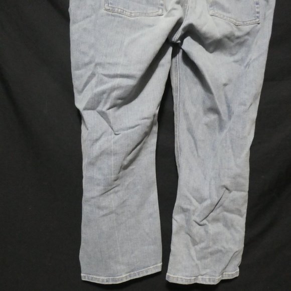 OLD NAVY MATERNITY | Stretch | medium regular fit | Faded Blue Denim | GUC - Picture 14 of 16